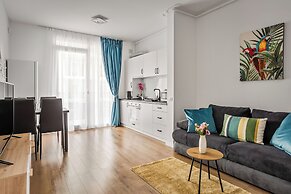 ARI - AFI Mall Luxurious Apartments