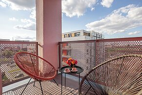 ARI - AFI Mall Luxurious Apartments
