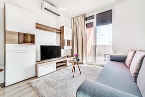 ARI - AFI Mall Luxurious Apartments