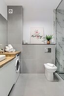 ARI - AFI Mall Luxurious Apartments
