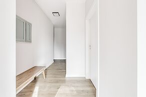 ARI - AFI Mall Luxurious Apartments