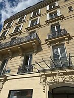 Eiffel Yard Hotel