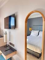 Eiffel Yard Hotel