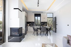 Villa Me - With Private Pool