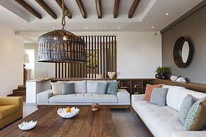 Luxurious Villa Rizes - With Private Pool