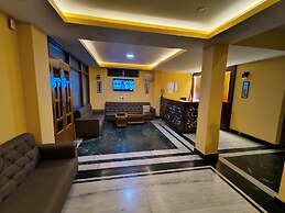 Hotel Shanti Palace