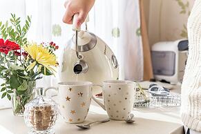 ARI - ARED Luxurious Apartments