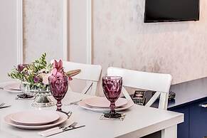 ARI - ARED Luxurious Apartments