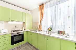 ARI - ARED Luxurious Apartments