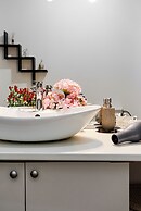 ARI - ARED Luxurious Apartments