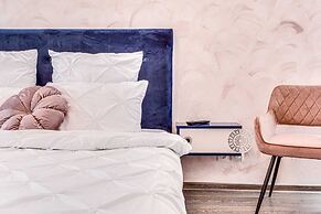 ARI - ARED Luxurious Apartments