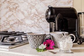 ARI - ARED Luxurious Apartments