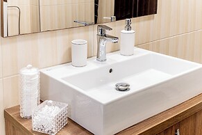 ARI - ARED Luxurious Apartments