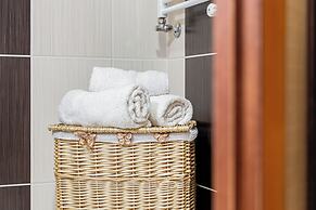 ARI - ARED Luxurious Apartments