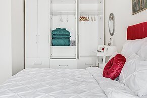 ARI - ARED Luxurious Apartments