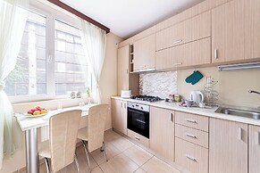 ARI - ARED Luxurious Apartments