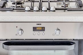 ARI - ARED Luxurious Apartments