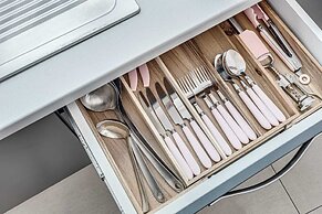 ARI - ARED Luxurious Apartments