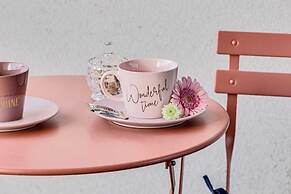 ARI - ARED Luxurious Apartments