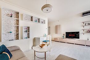 ARI - ARED Luxurious Apartments