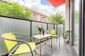 ARI - ARED Luxurious Apartments