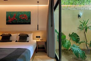 Hotel Compatir