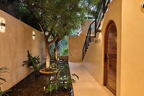 Hotel Compatir