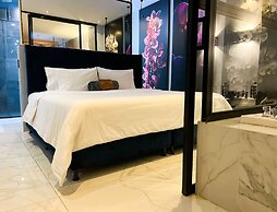 Hotel Lleras Park IV