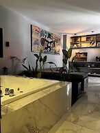Hotel Lleras Park IV
