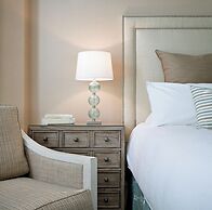 Snug Harbor Inn