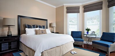 Snug Harbor Inn