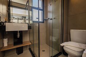 Sky Design Alphaville Housi by Anora