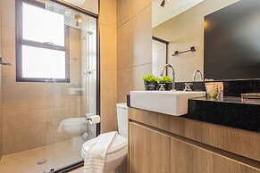 Sky Design Alphaville Housi by Anora
