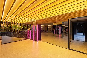 Sky Design Alphaville Housi by Anora