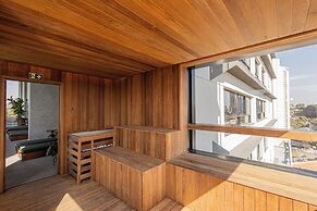 Sky Design Alphaville Housi by Anora