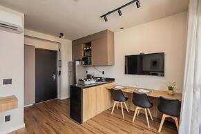 Sky Design Alphaville Housi by Anora