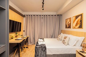 Sky Design Alphaville Housi by Anora