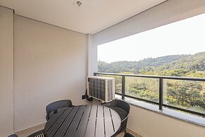 Sky Design Alphaville Housi by Anora