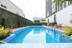 Belfast studio-Blue Waters Property.