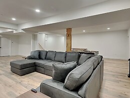 Holiday House by Taylor Made Deep Creek