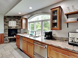 Family Favorite by Taylor Made Deep Creek