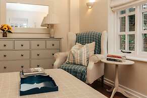 Garden Lodge in Aston Tirrold