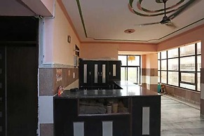 Hotel Bombay Central Agra