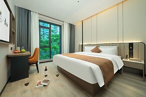 Licheng Platinum Hotel