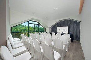 Licheng Platinum Hotel
