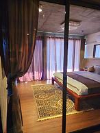 HARD ROCK HUNZA