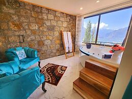 HARD ROCK HUNZA