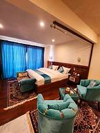 HARD ROCK HUNZA