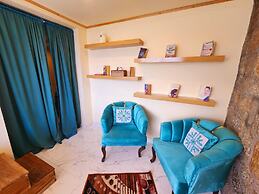 HARD ROCK HUNZA