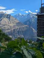 HARD ROCK HUNZA